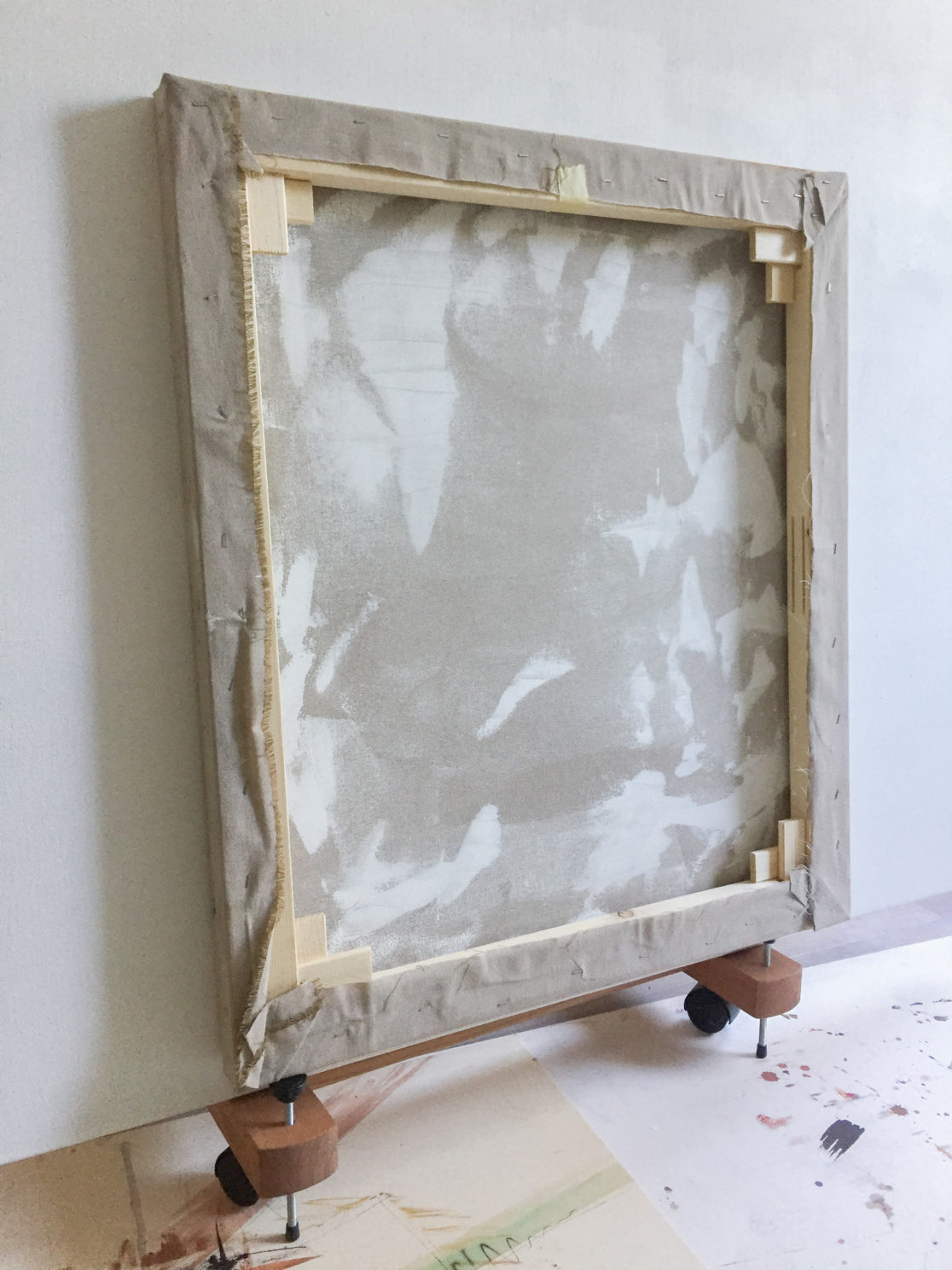 Detail rámu a plátna